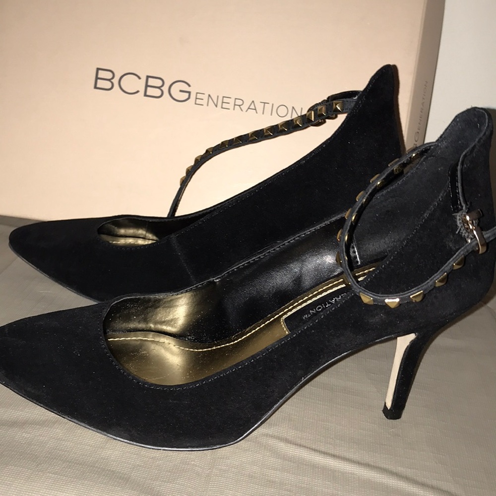 Shoes - Picture 2 of 2